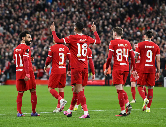 利物浦力克那不勒斯,莱万梅开二度欧联杯 利物浦力克那不勒斯,莱万梅开二度欧联杯