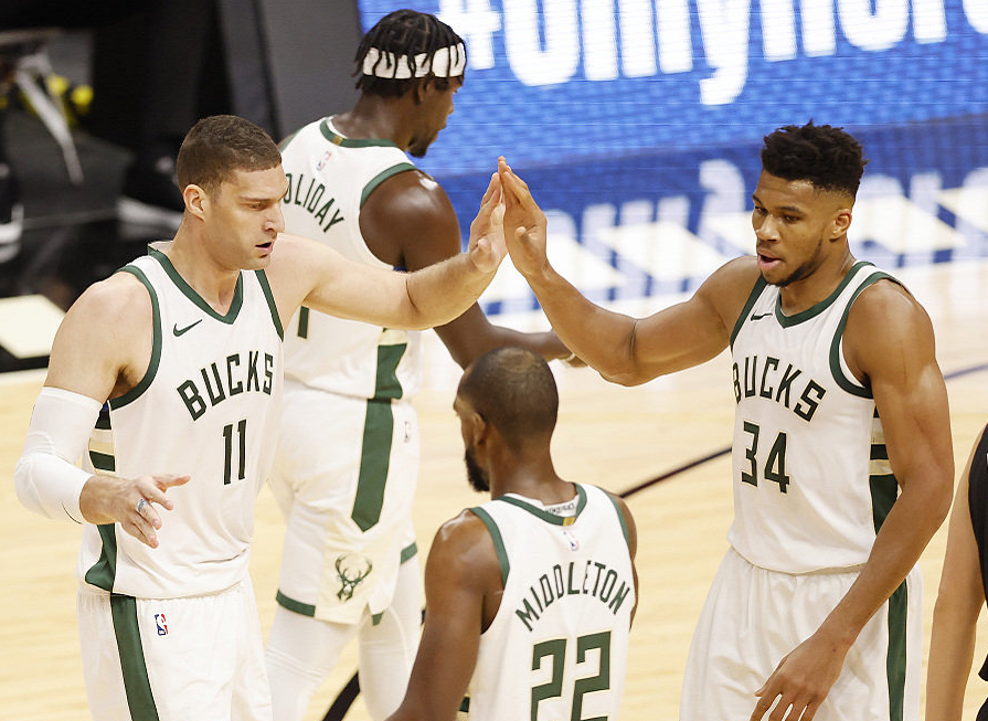 雷火电竞简介-土耳其横扫马赛，托雷斯打破历史纪录