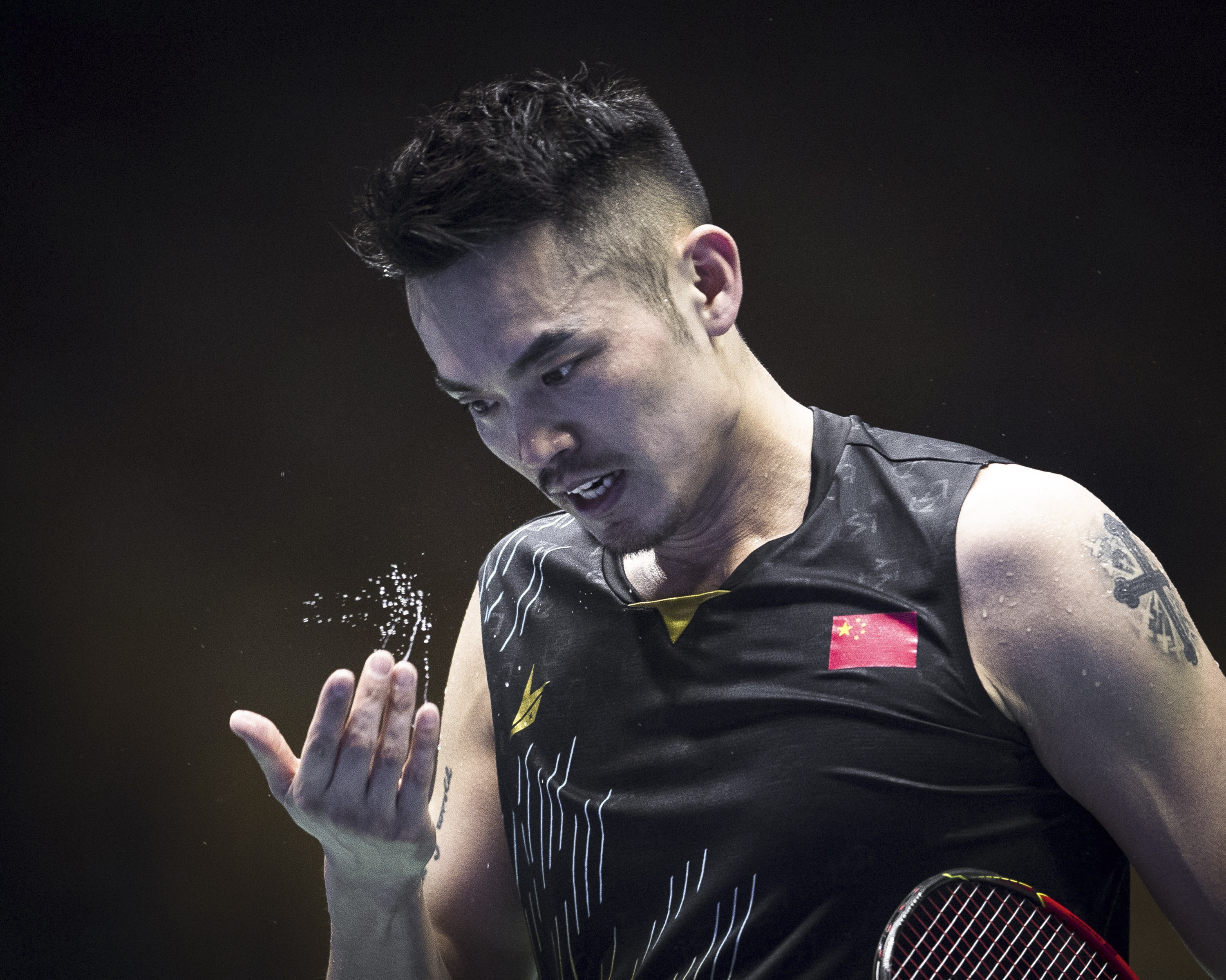 泰国羽毛球队血洗英格兰羽毛球队,林丹高光表现的简单介绍 泰国羽毛球队血洗英格兰羽毛球队,林丹高光表现的简单介绍